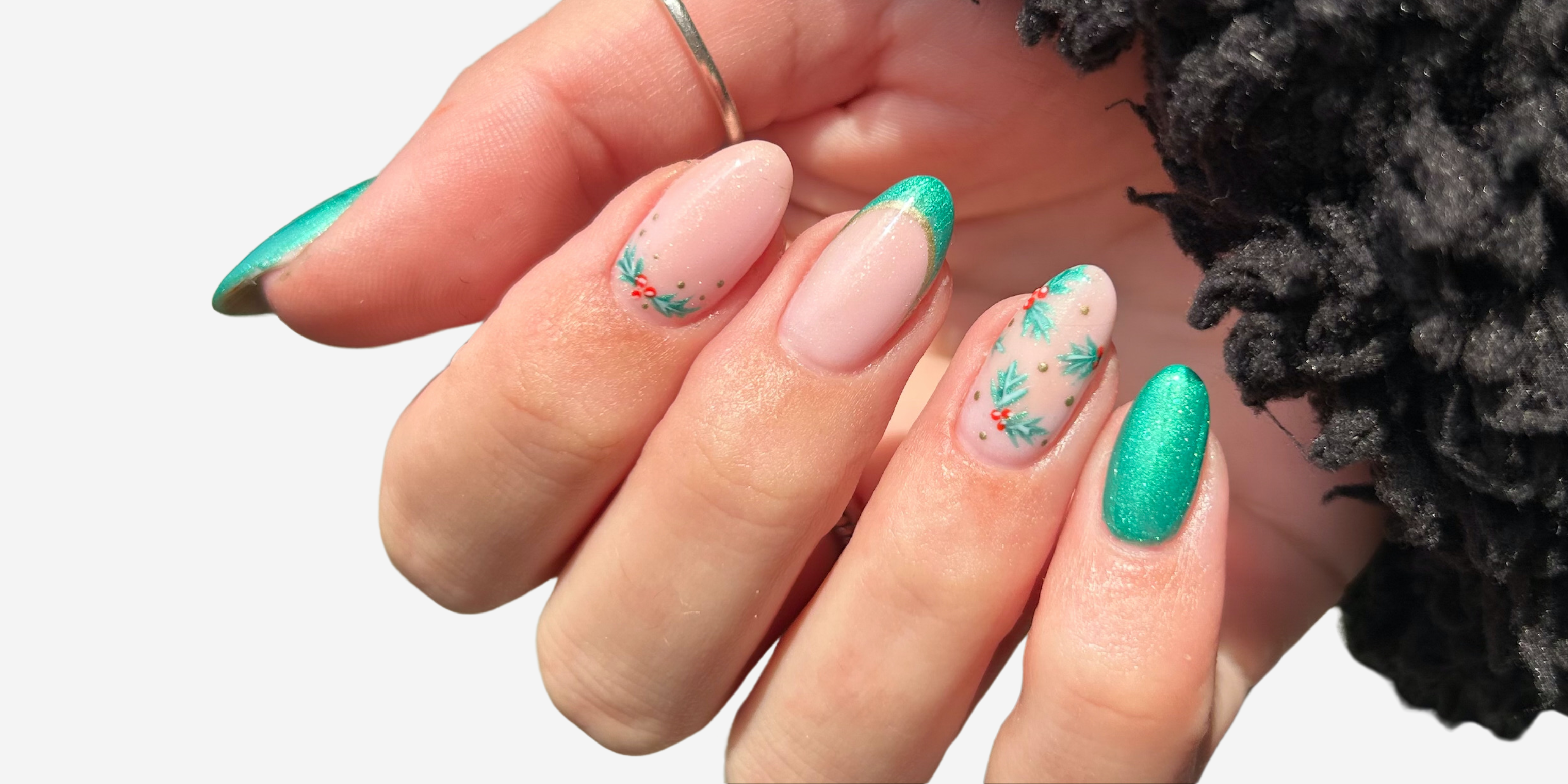 Christmas Holly Nail Art Tutorials